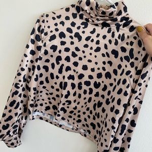 Leopard print top
